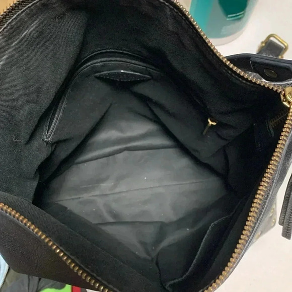 FOSSIL Purse, shoulder or crossbody.  Great used condition. - Picture 4 of 7